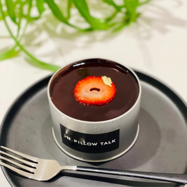 Chocoberry Cake (Chocolate Strawberry Chiffon Cake).