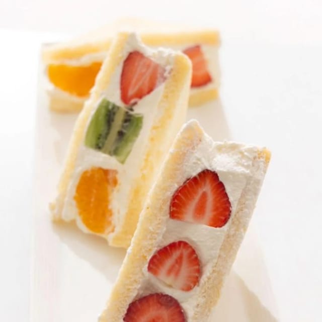 Fruit Sandwich.